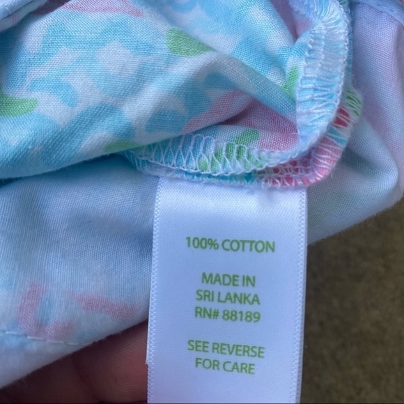 Lilly Pulitzer Lobstah Roll Callahan Shorts - Picture 7 of 7